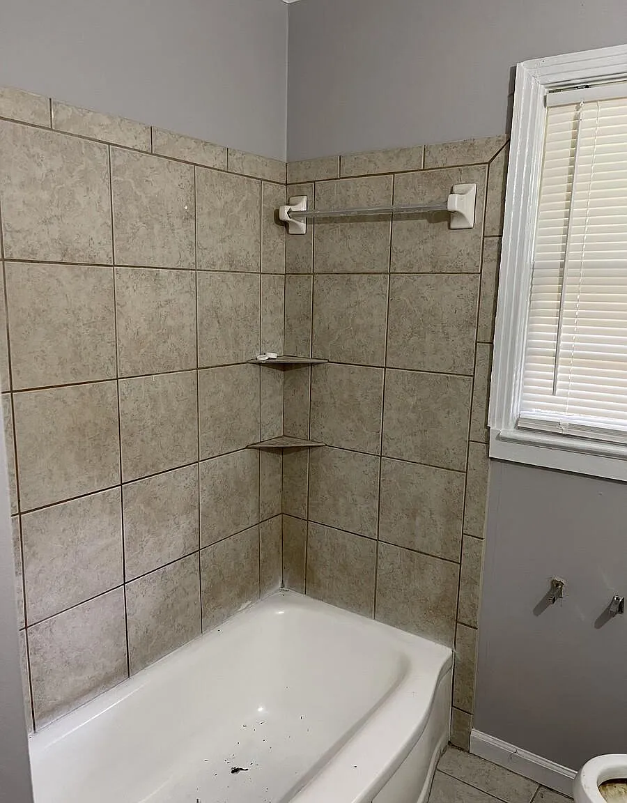 3 bed, 1215 sqft, $1,150 — Photo 2