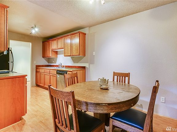 5th image of 750 N 143rd St Unit 110