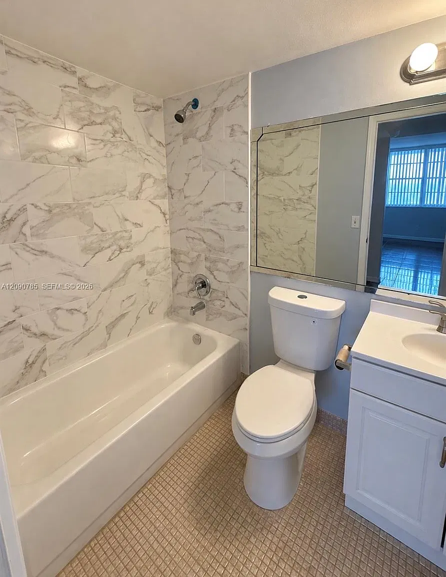 1 bed, 790 sqft, $1,600 — Photo 2
