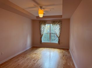 107 Clocktower Dr #207, Waltham, MA 02452