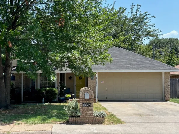 1804 Audra Ln, Denton, TX 76209