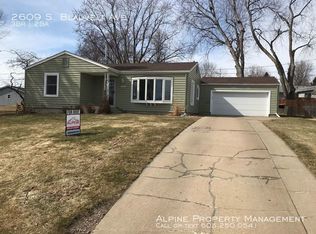 2609 S Blauvelt Ave, Sioux Falls, SD 57105