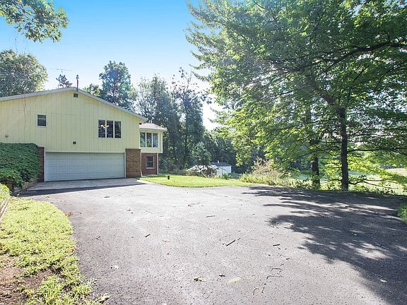 2nd image of 13933 96th Ave
