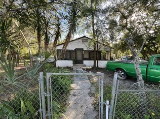 21433 SE Hawthorne Rd, Hawthorne, FL 32640