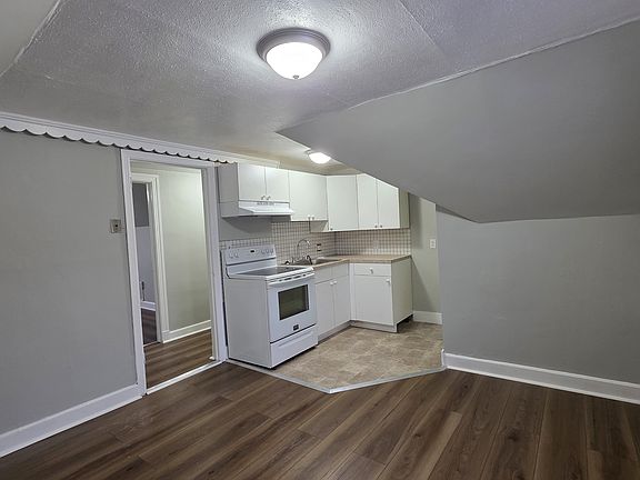 2nd image of 309 Main St #B-l