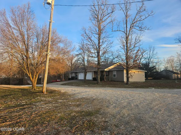 101 & 103 Jeanette St, Granby, MO 64844