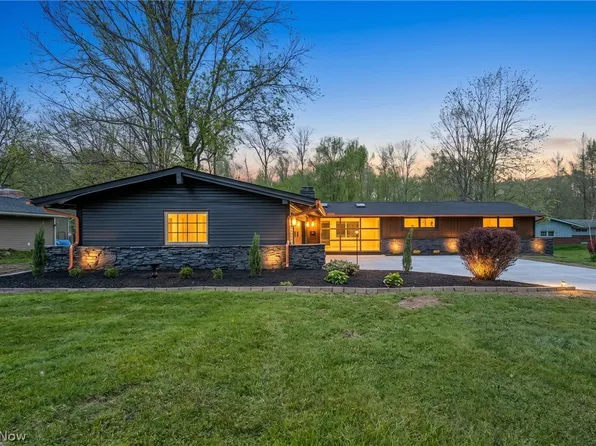 36265 Timberlane Dr, Solon, OH 44139