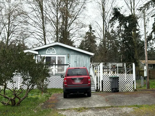 4364 Northgate Dr, Oak Harbor, WA 98277