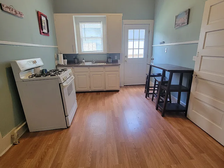 834 W Euclid Ave #B — Photo 11