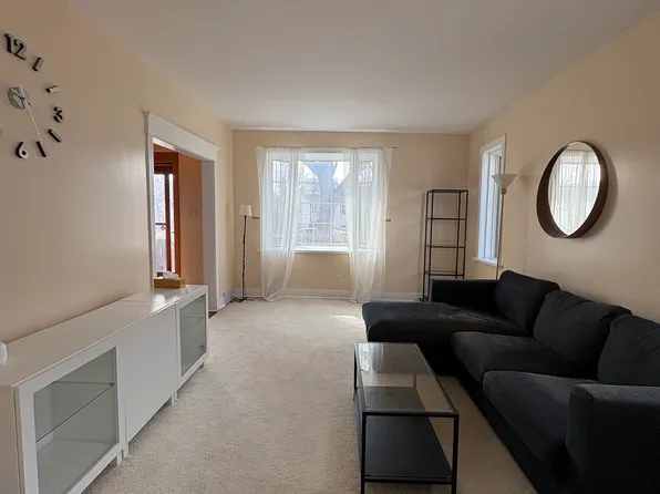 228 Beaverbrook St, Winnipeg, MB R3N 1M8