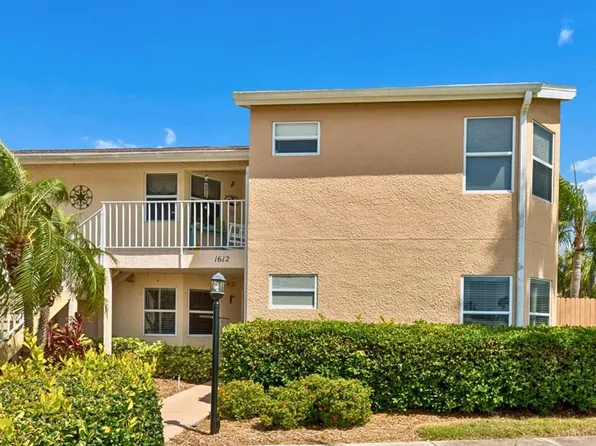 1612 Fairway Trce APT A, Palmetto, FL 34221