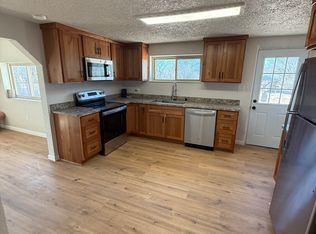 37 La Ladera Rd, Los Lunas, NM 87031
