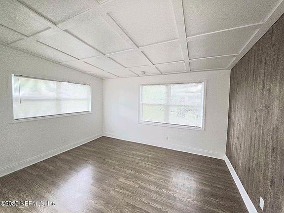 4th image of 4273 KATANGA DRIVE N