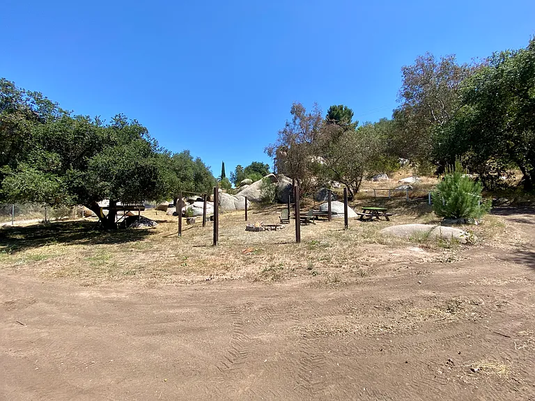 2761 Joan Ln — Photo 94