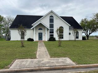 763 Fisher St, Matagorda, TX 77457