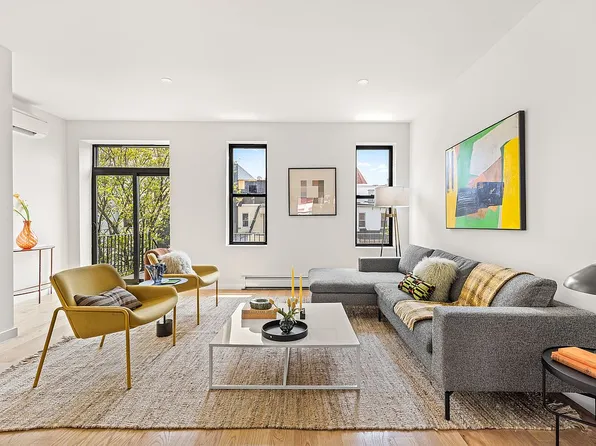 376 Hawthorne St, Brooklyn, NY 11225