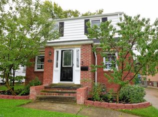 8303 Essen Ave, Parma, OH 44129