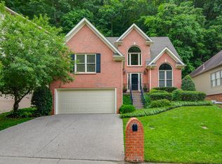2572 Devon Valley Dr, Nashville, TN 37221