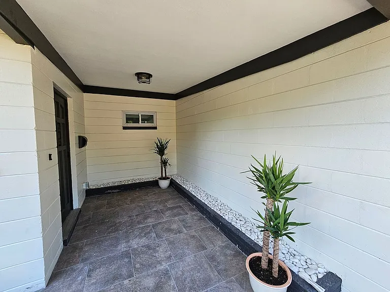 1375 Coral Way S — Photo 7