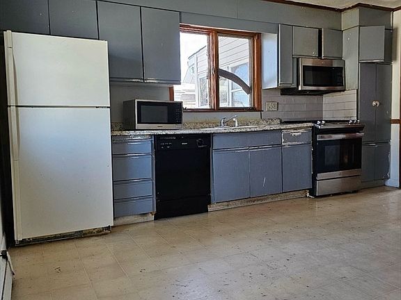 2nd image of 87-87 Spring St #89