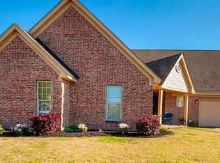 814 Dennis Foster Cv, Marion, AR 72364