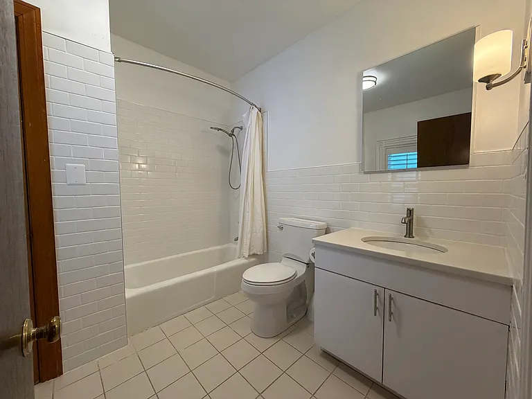 11 Pembroke St #2 — Photo 6