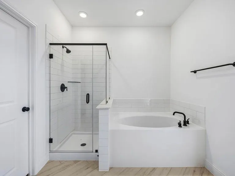10326 Water Harbor Dr — Photo 14
