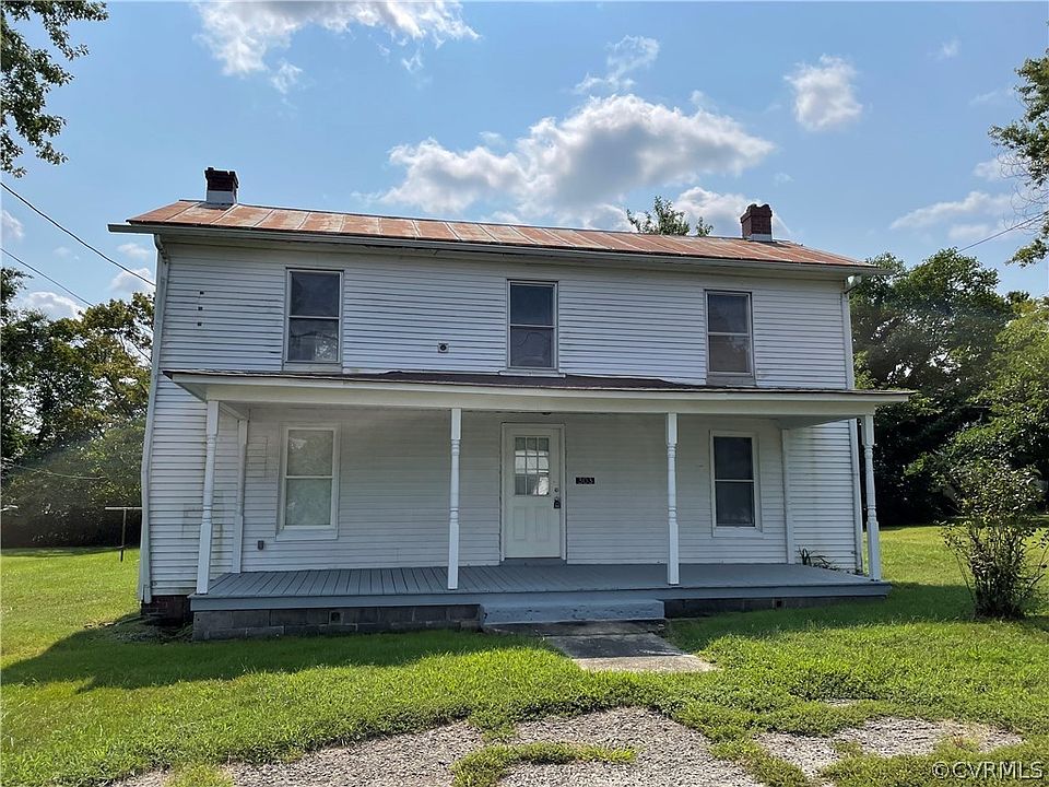 1st image of 303 W Lee St