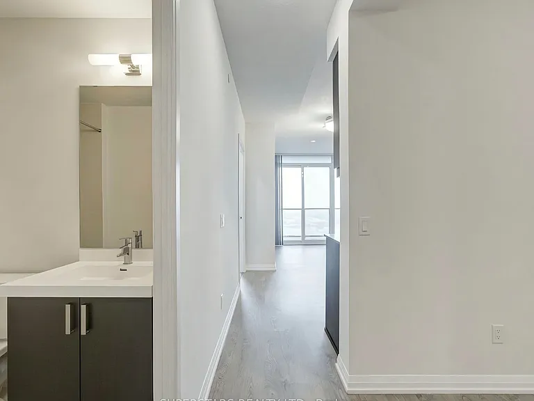 7895 Jane St #1616 — Photo 7
