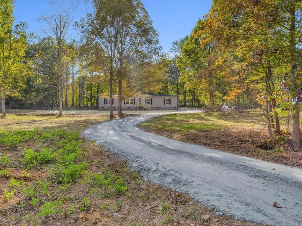 143 Newton Rd, Pickens, SC 29671