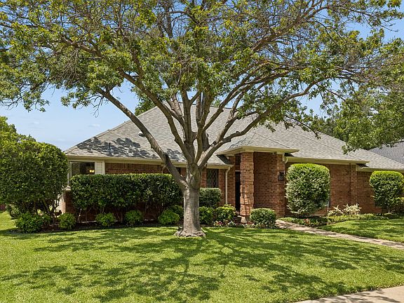 2nd image of 2521 Belmeade Dr