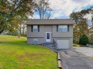 7428 Maverick Ln, Corryton, TN 37721