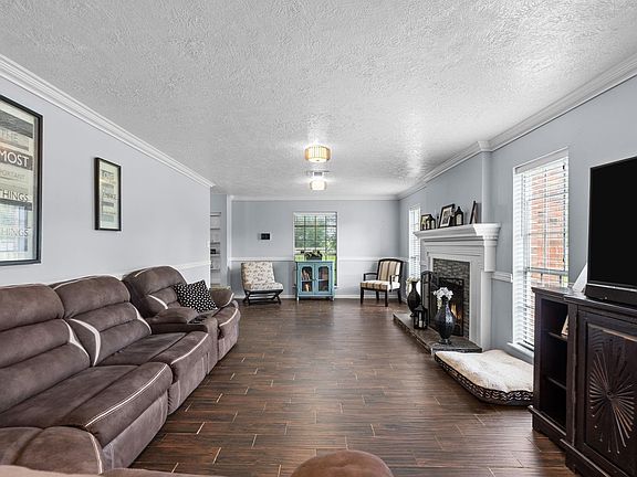 3rd image of 7009 Avenue R
