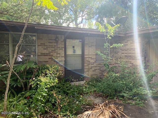 1st image of 10922 Luana Dr N