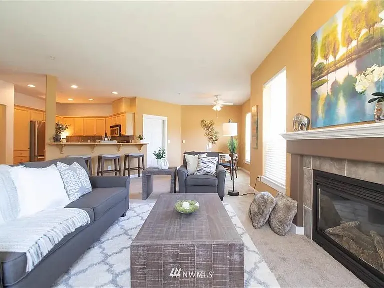 22615 NE Alder Crest Dr #102 — Photo 6