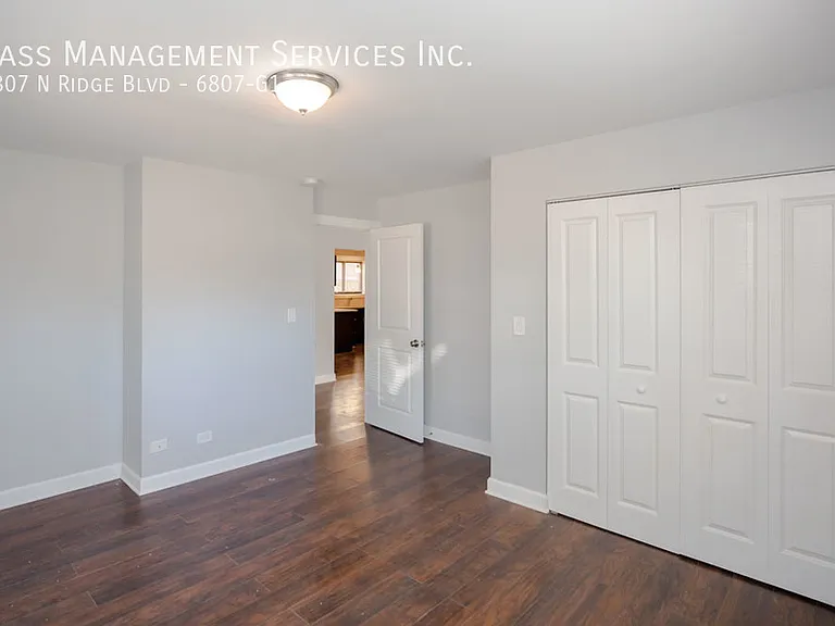 6801-09 N Ridge Blvd — Photo 52