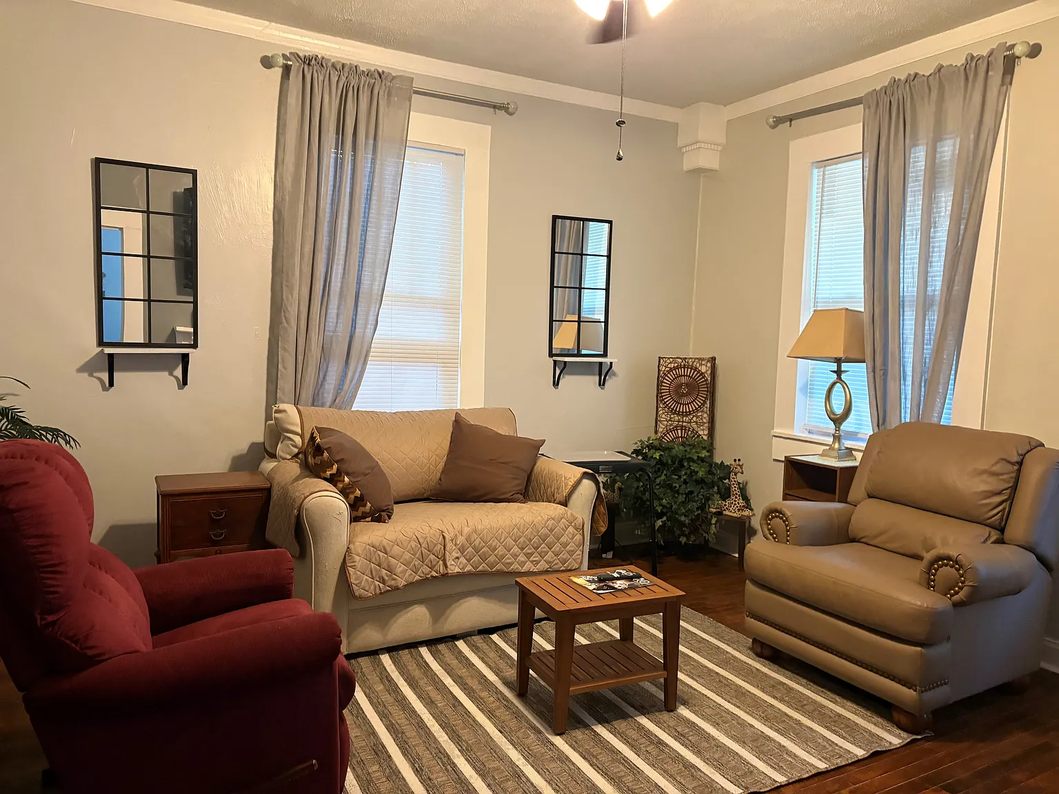 1 bed, 900 sqft, $1,450 — Photo 1