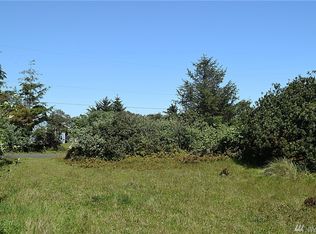 301 Seashore St SW, Ocean Shores, WA 98569