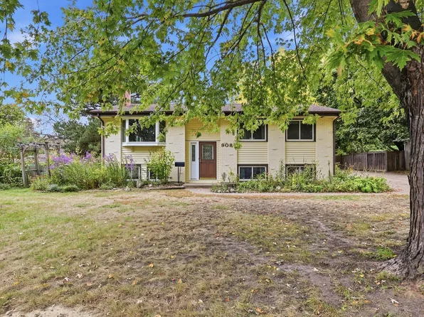 9087 Northwood Pkwy, New Hope, MN 55427