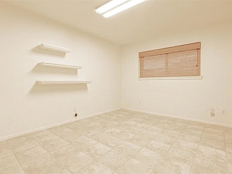 13103 Rincon Dr — Photo 18