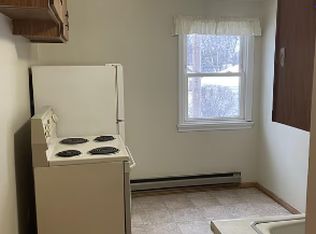 1325 9th St S #9, Virginia, MN 55792