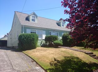 2622 28th Ave W, Seattle, WA 98199