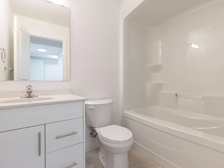 35 Southworth St — Photo 23