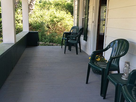 Spacious front porch