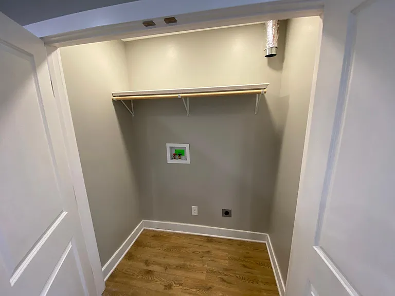 660 Fargo St — Photo 15