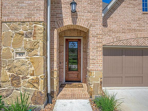 3rd image of 63 Twin Ponds Pl