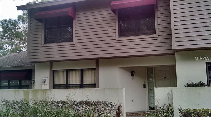 1st image of 715 Oak Park Pl