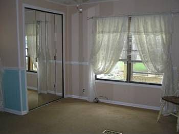2nd image of 12 Loughberry Mobile Home Park