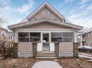 62 Kenyon St, Springfield, MA 01109