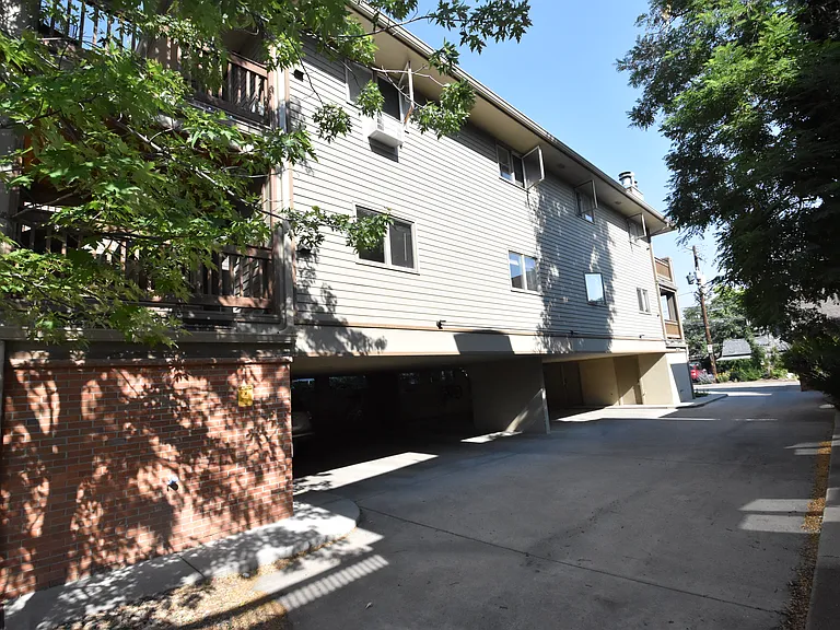 1921 Walnut St #101 — Photo 25